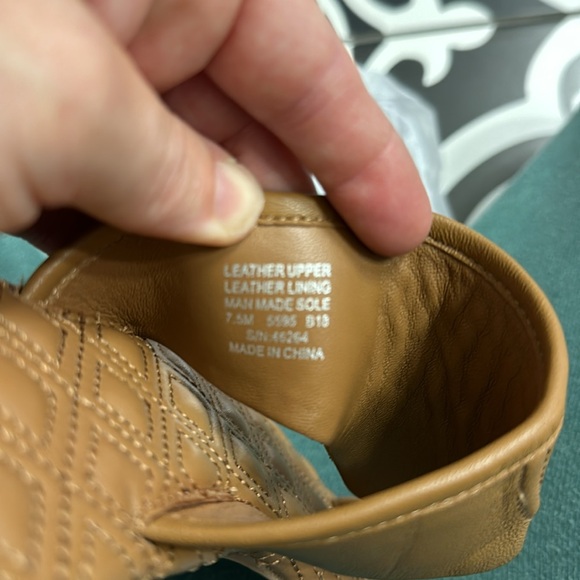 TORY BURCH NEW Tan Leather Quilted FLEMING Flat Sandal Slides - Picture 8 of 11